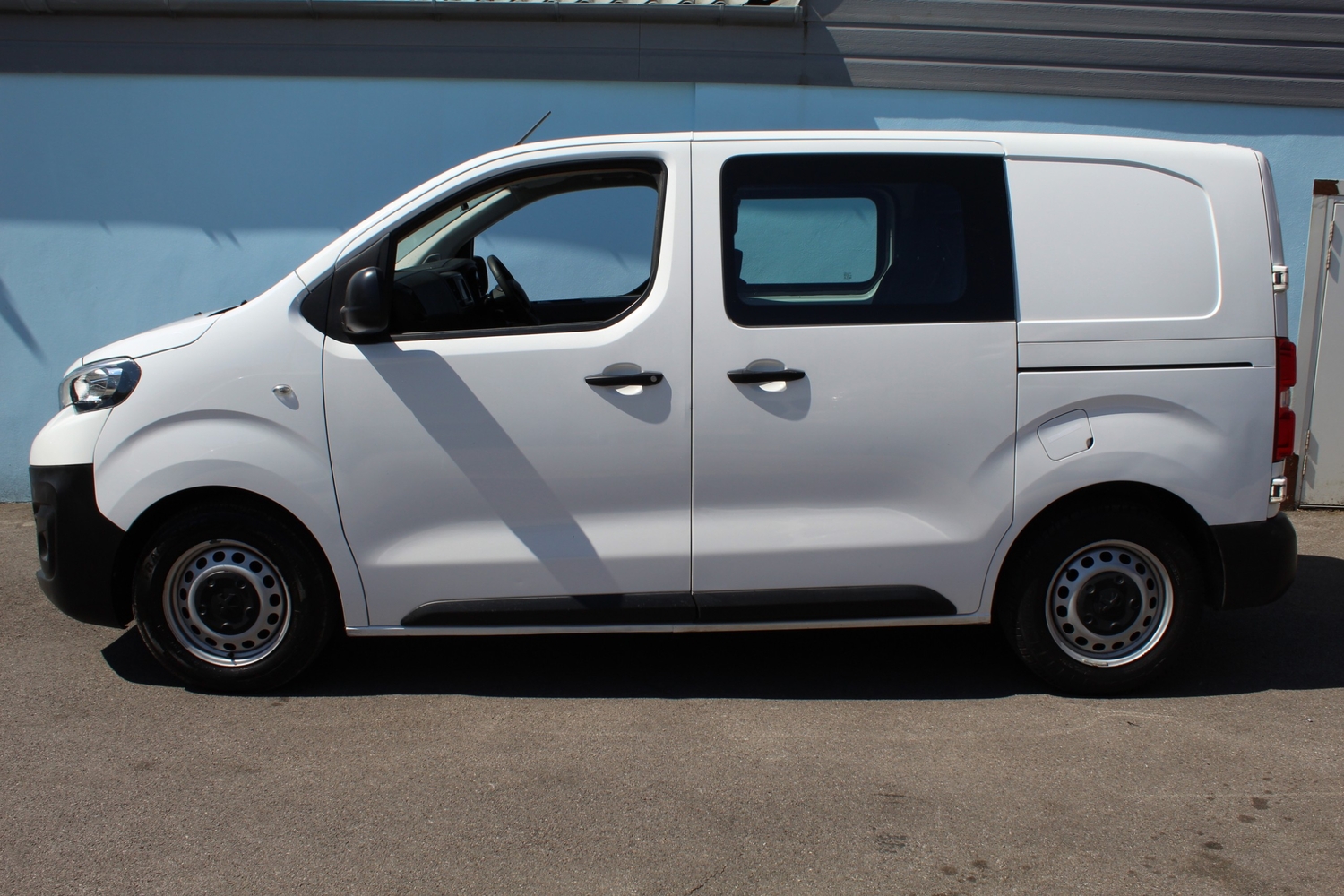 Peugeot Expert 2020 - Vans & Commercial Vehicles