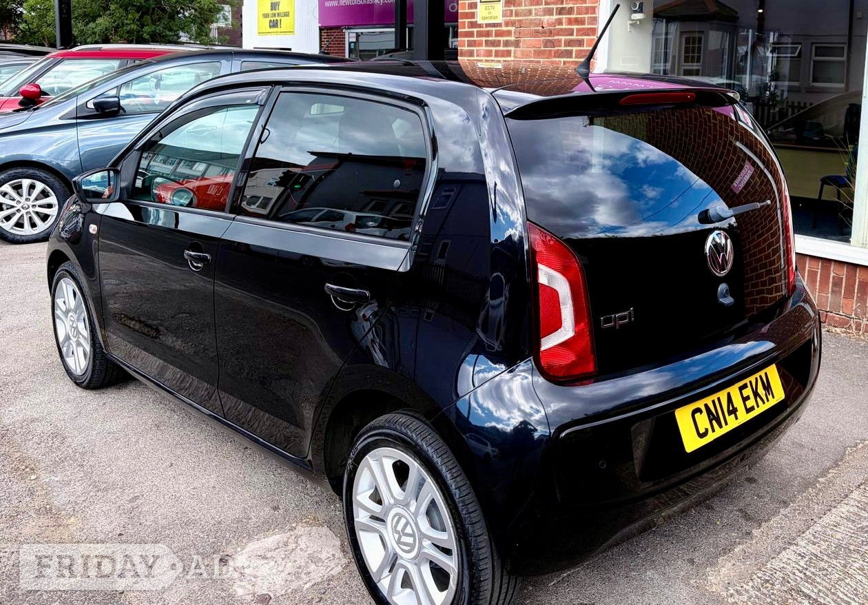 [ berth ]Volkswagen Up