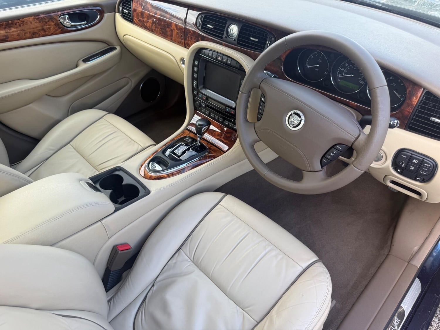 Jaguar XJ Enfield