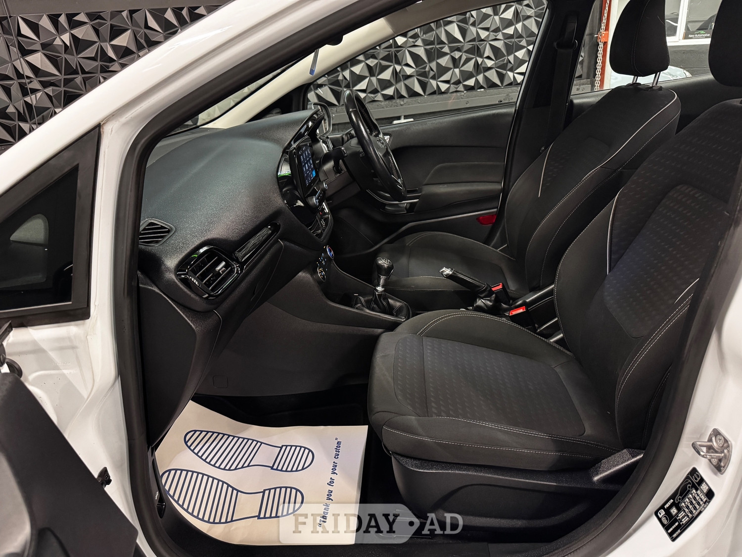 Ford Fiesta 2018 - Cars