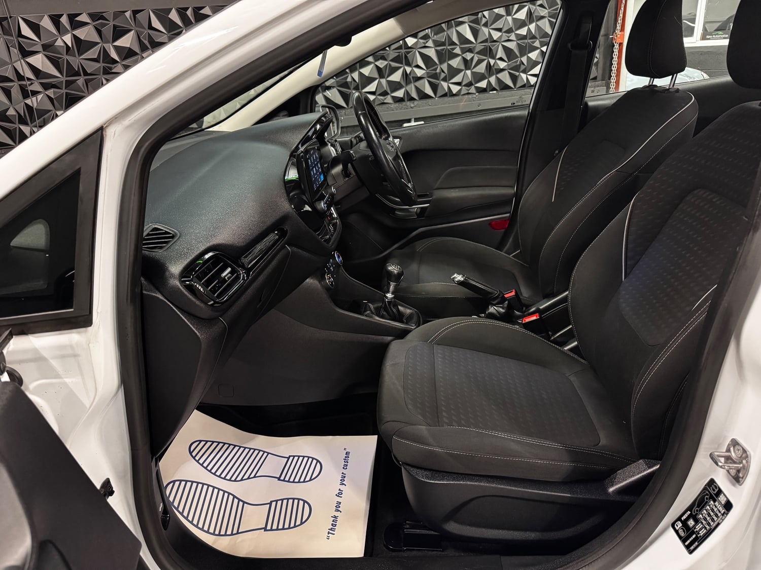 Ford Fiesta 2018 - Cars