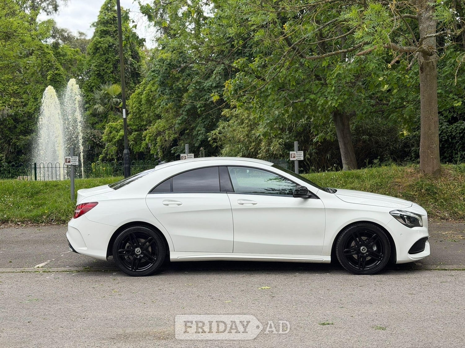 [ berth ]Mercedes-Benz CLA Class
