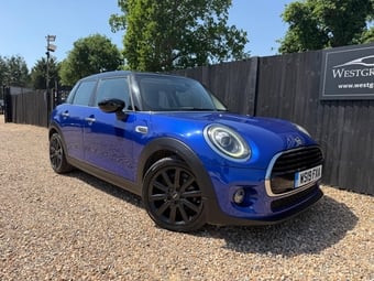 Mini Hatch 2019