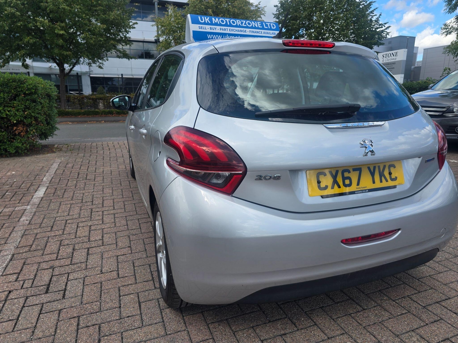 Peugeot 208 2017 - Cars