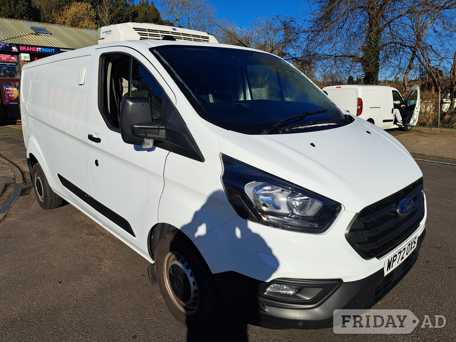 [ berth ]Ford Transit Custom