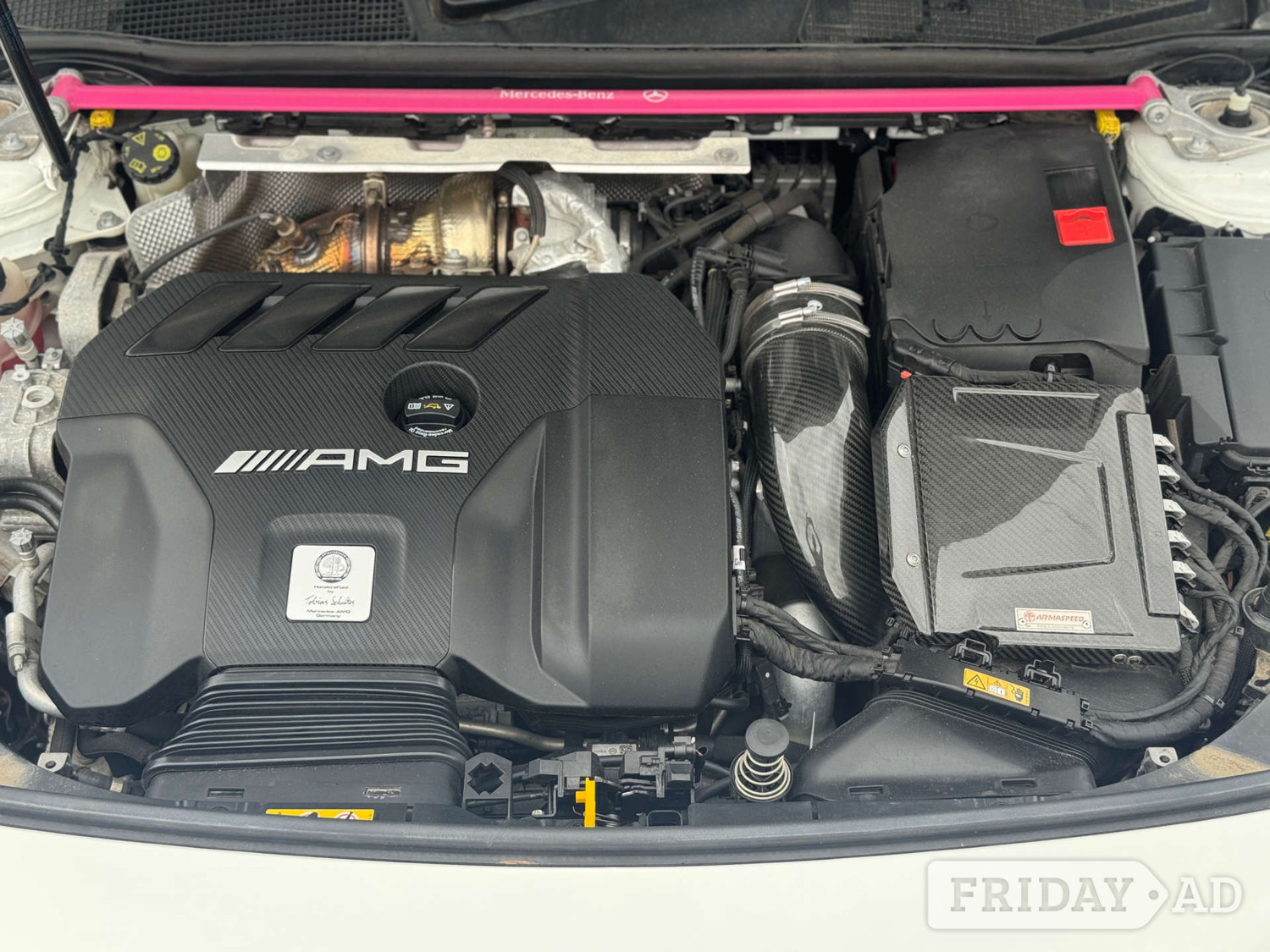 [ berth ]Mercedes-Benz CLA Class