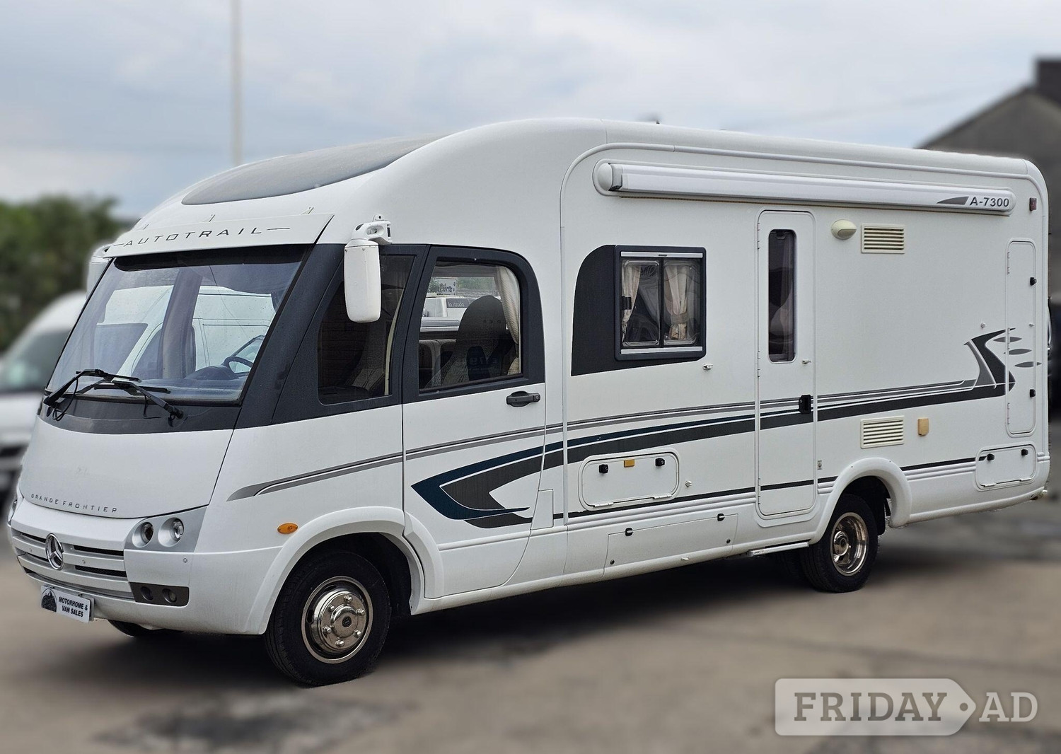 Auto-Trail Grande Frontier A-7300 2007 for sale - Motorhomes & Caravans in Halifax