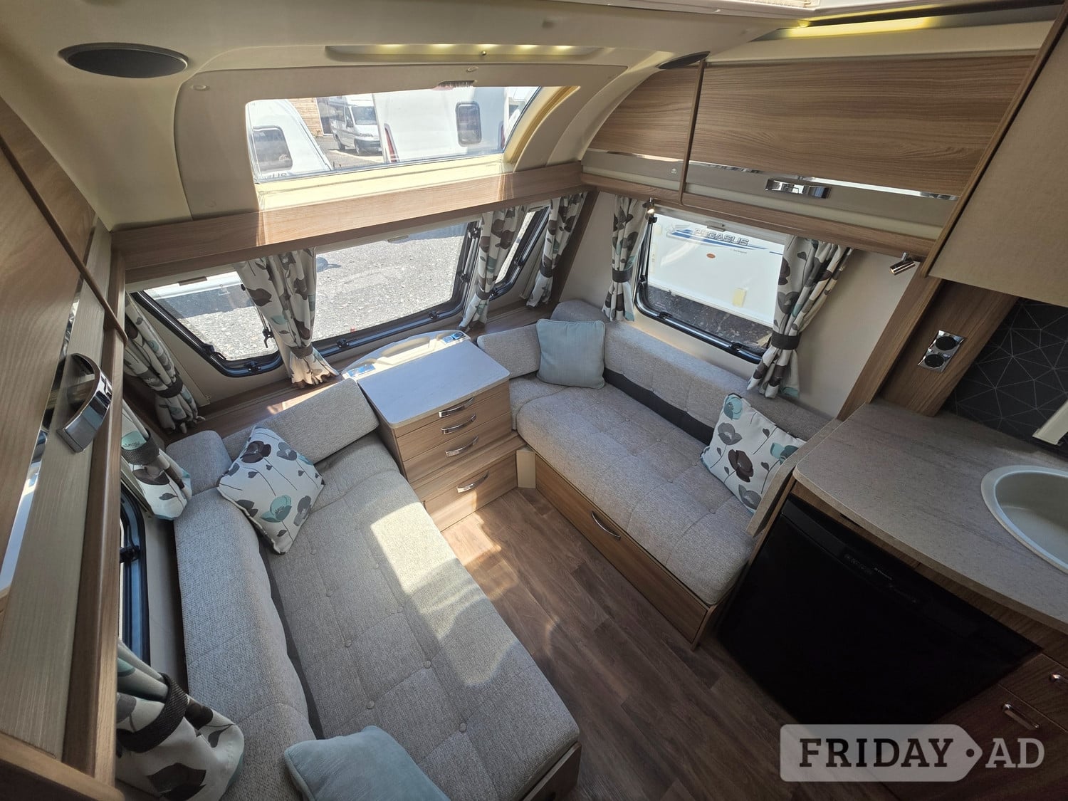Swift Challenger 2015 - Motorhomes & Caravans