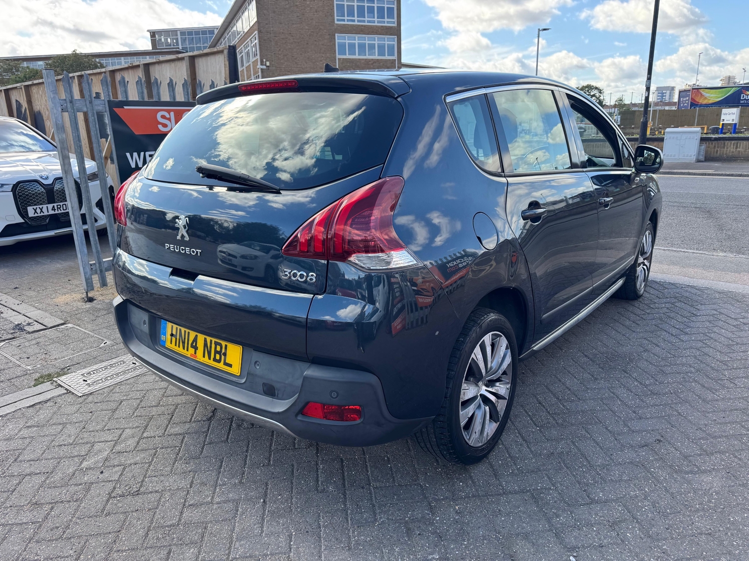 Peugeot 3008 2014 - Cars in Slough
