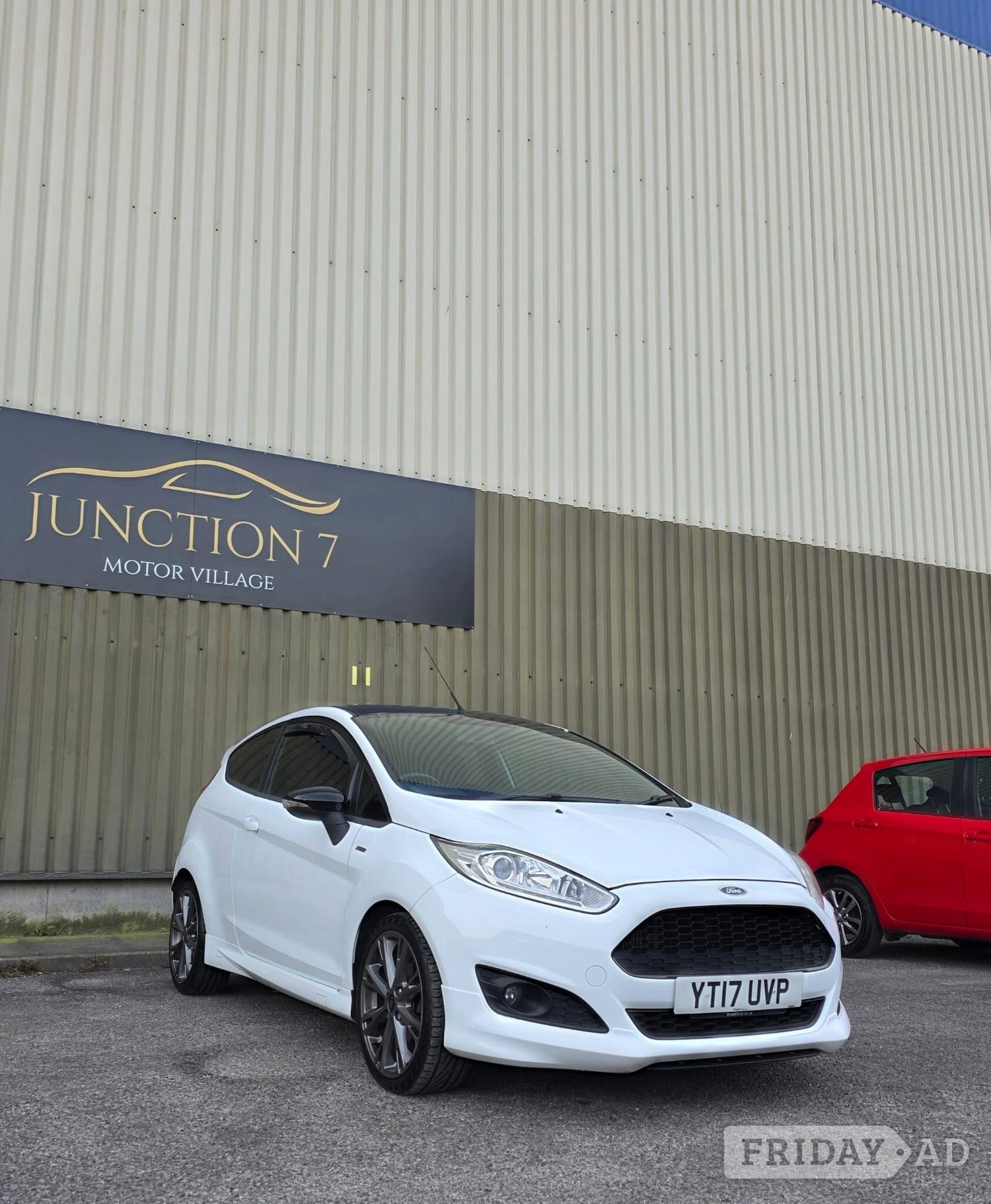 [ berth ]Ford Fiesta