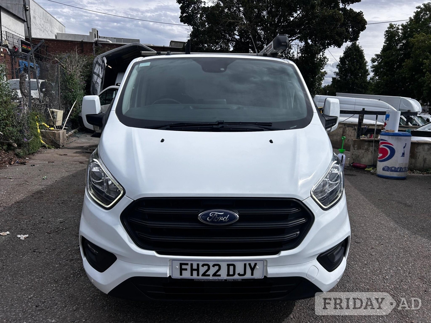 [ berth ]Ford Transit Custom