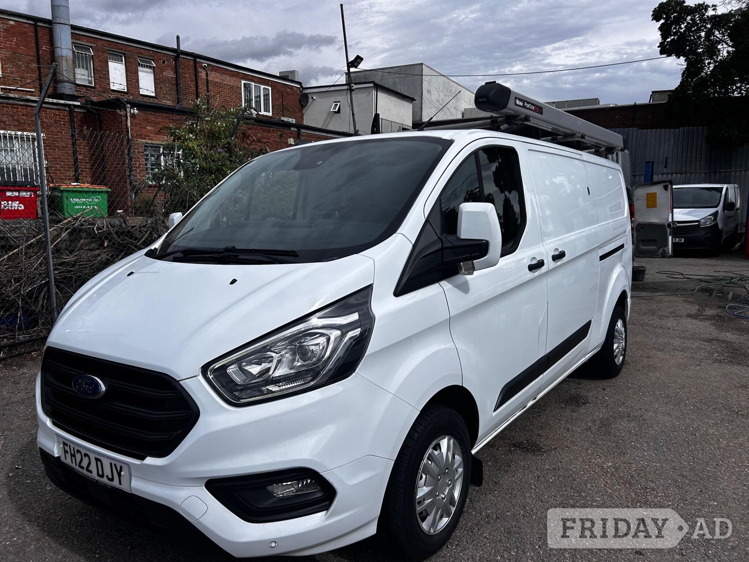Ford Transit Custom 2022 - Vans & Commercial Vehicles in Rochester
