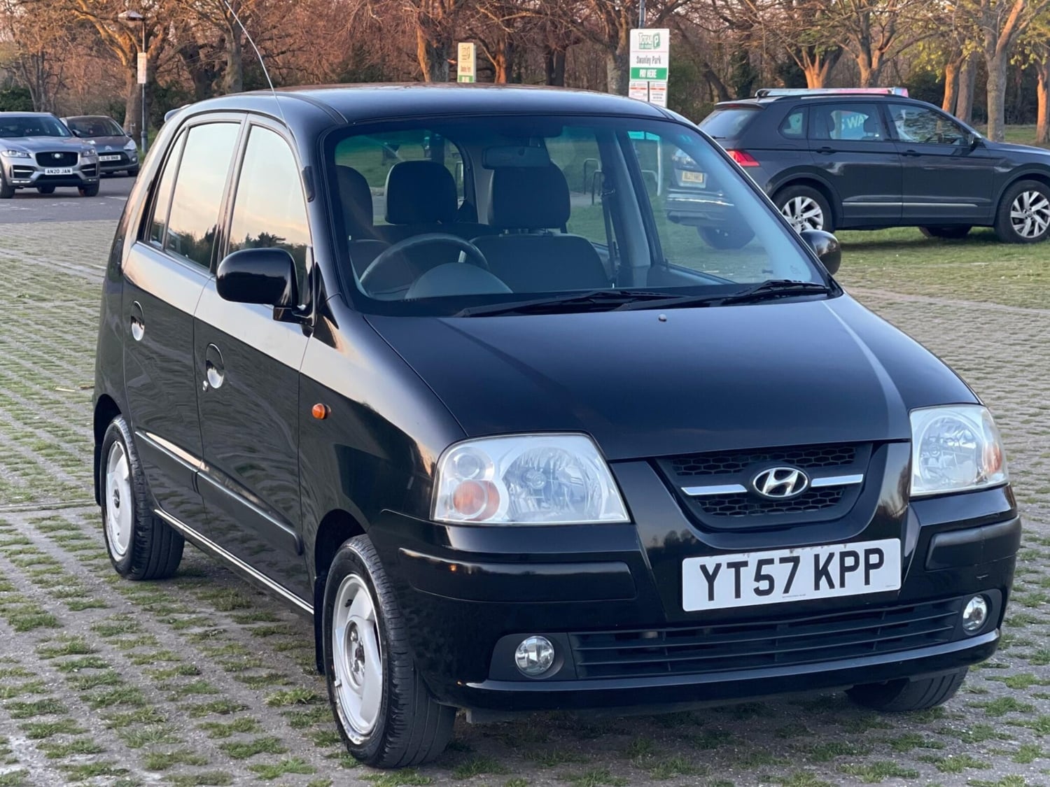 [ berth ]Hyundai Amica