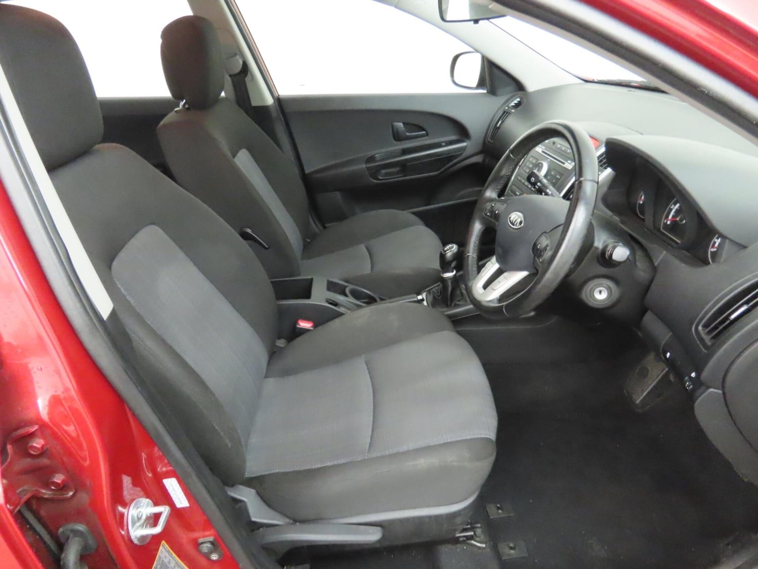 Kia Ceed 2012 - Cars
