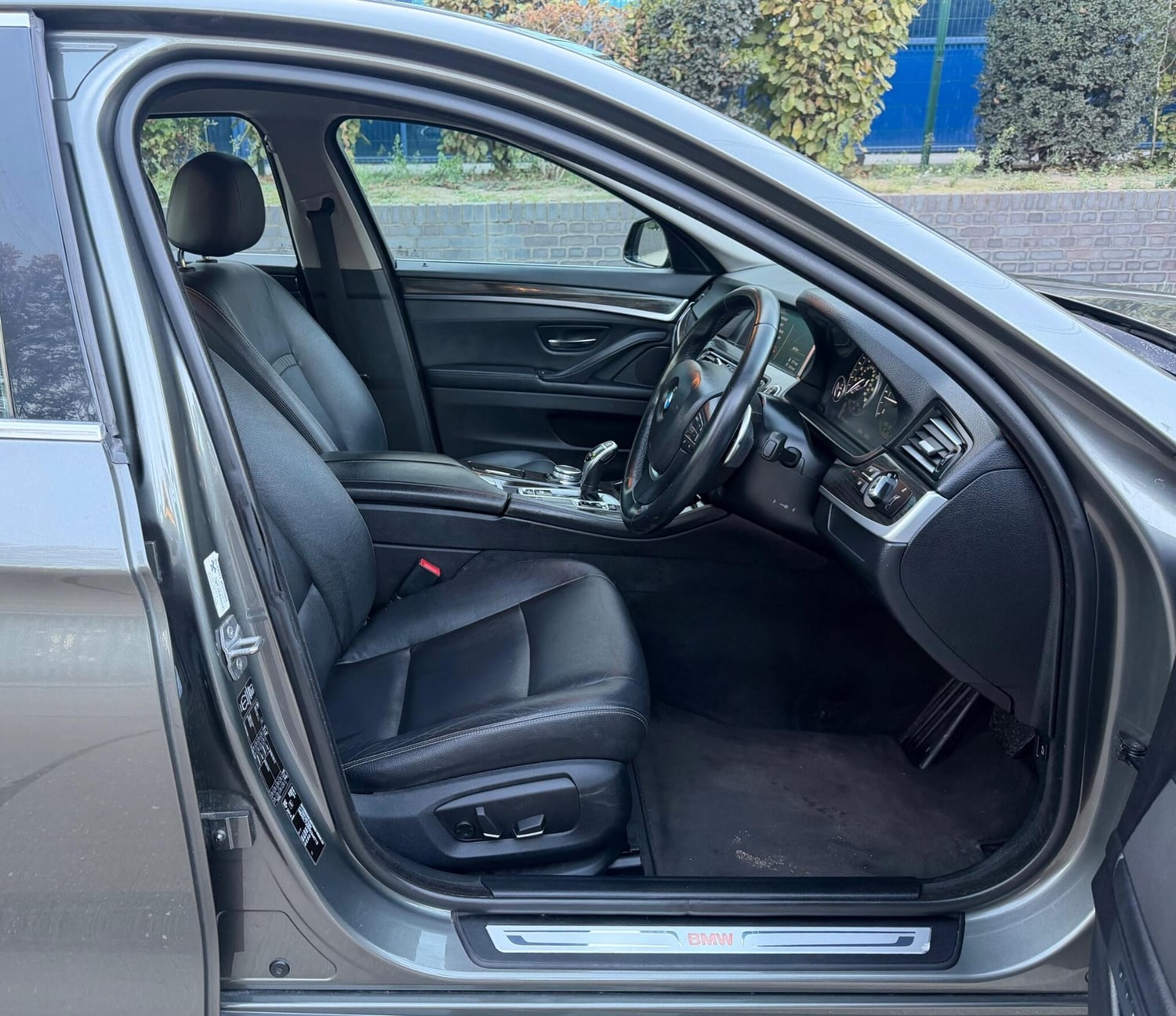 [ berth ]BMW 5 Series