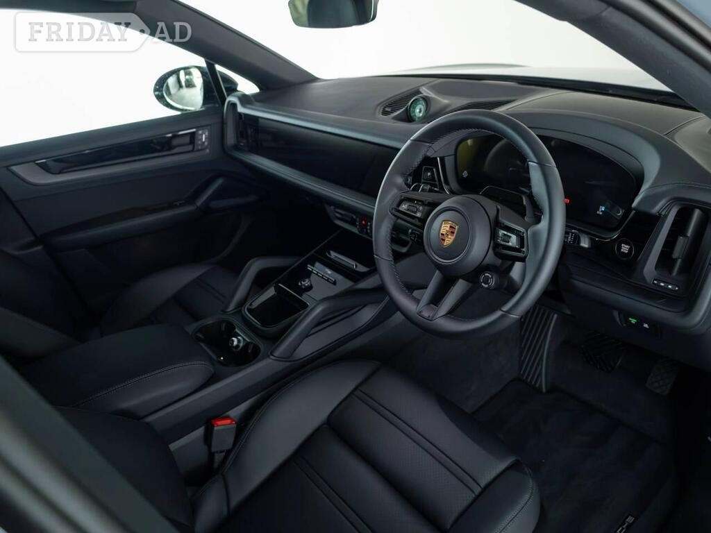 Porsche Cayenne 2026 - Cars in Newbury