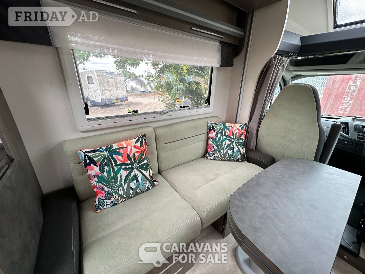 [ berth ]Ford 640 Titanium