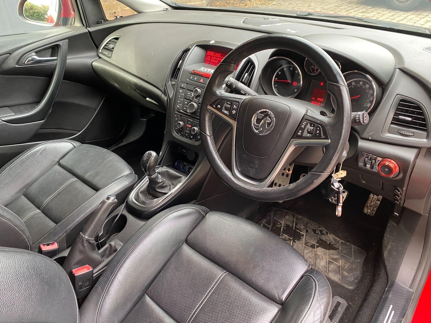 Vauxhall Astra 2015 - Cars