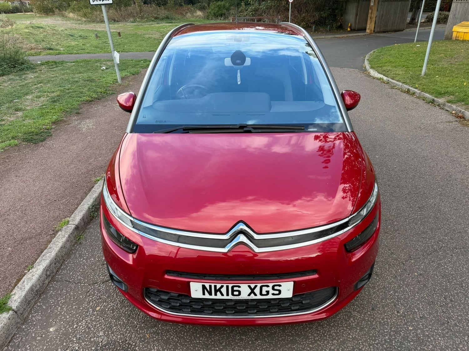 Citroen Grand C4 Picasso 2016 - Cars in Hayes