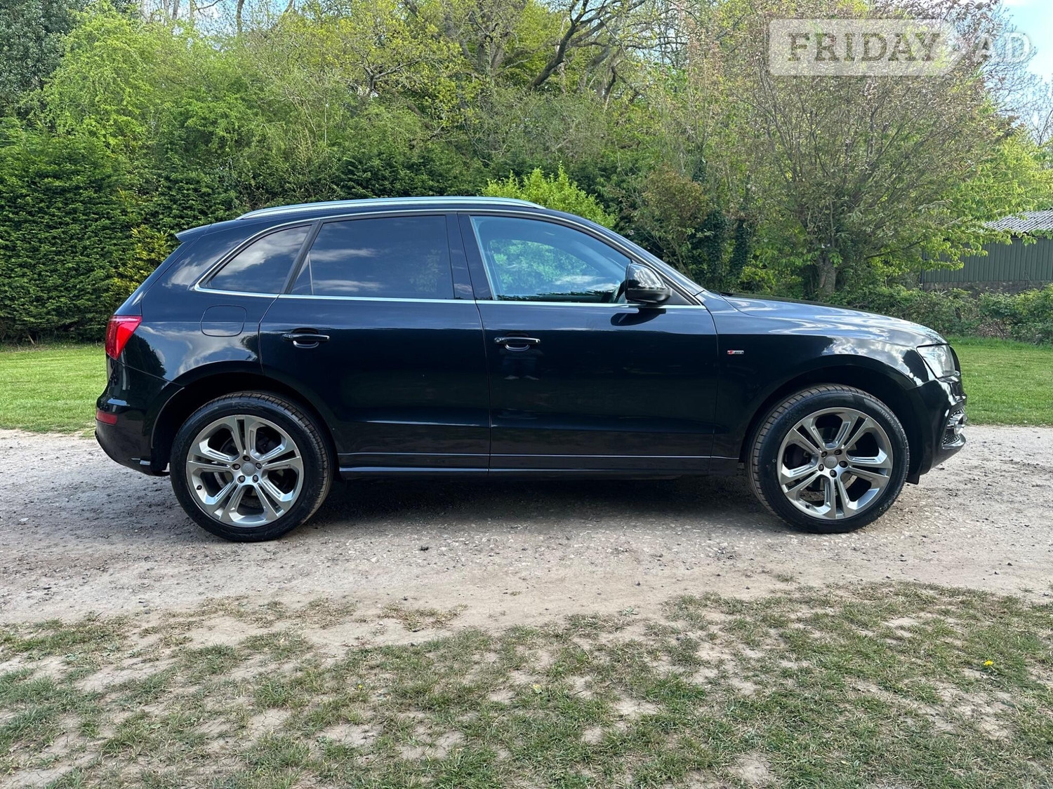 Audi Q5 2010 - Cars in Westerham