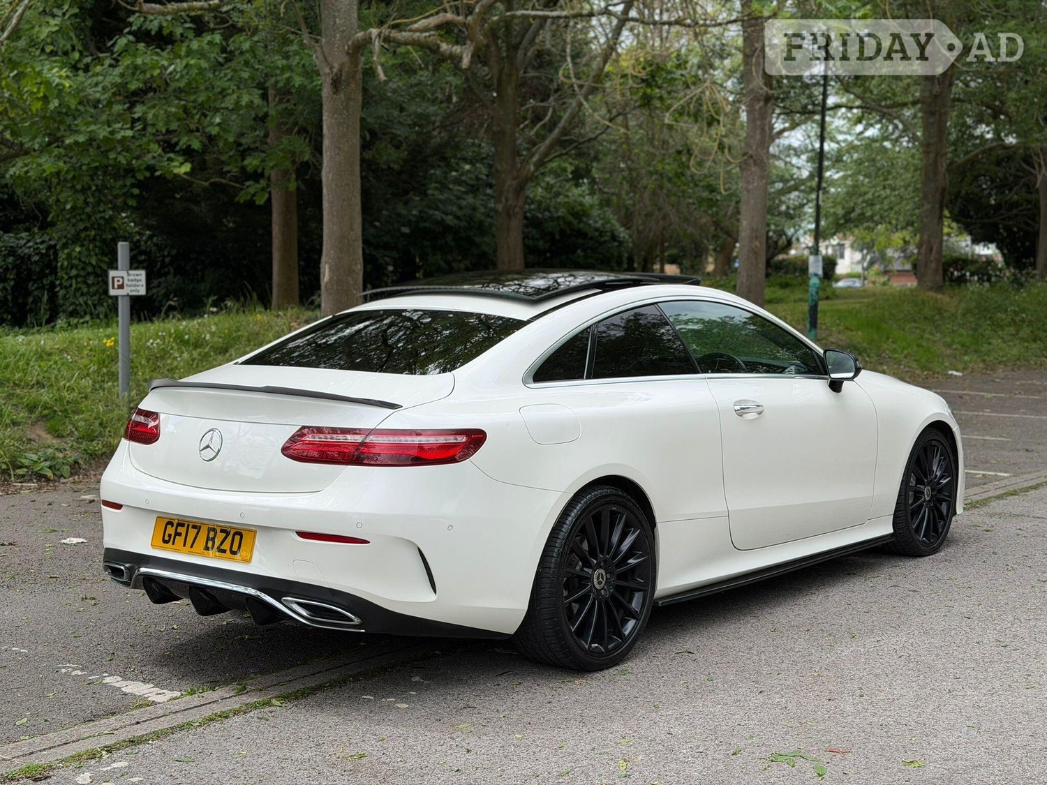 [ berth ]Mercedes-Benz E Class