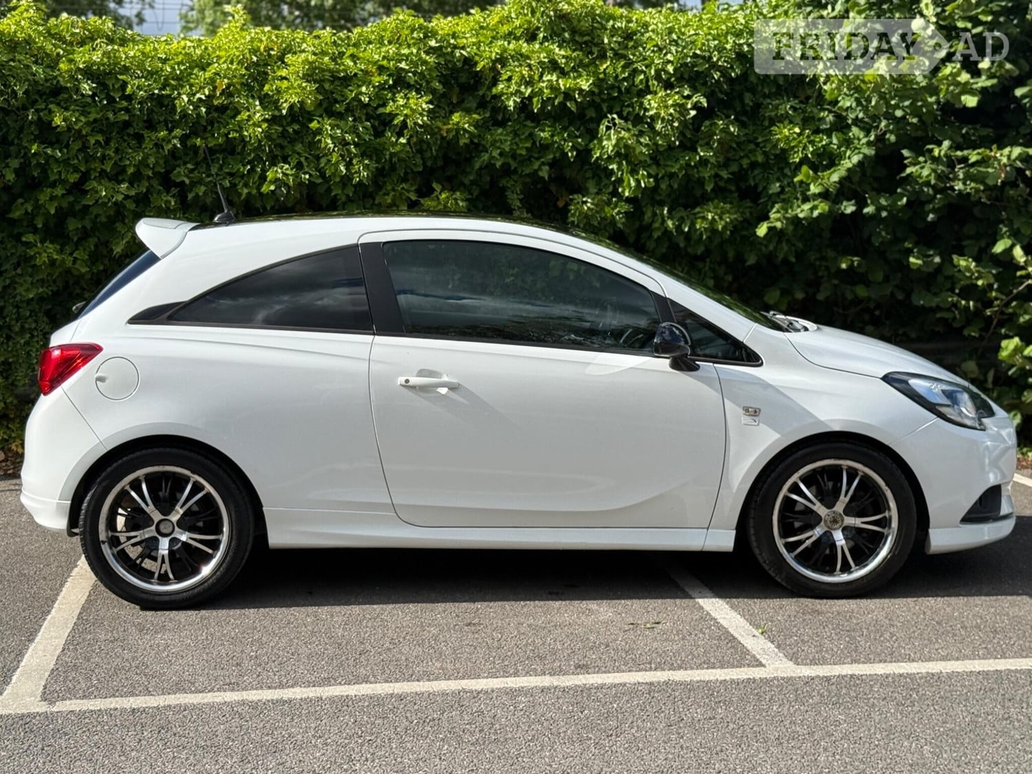 Vauxhall Corsa 2015 - Cars in Ealing