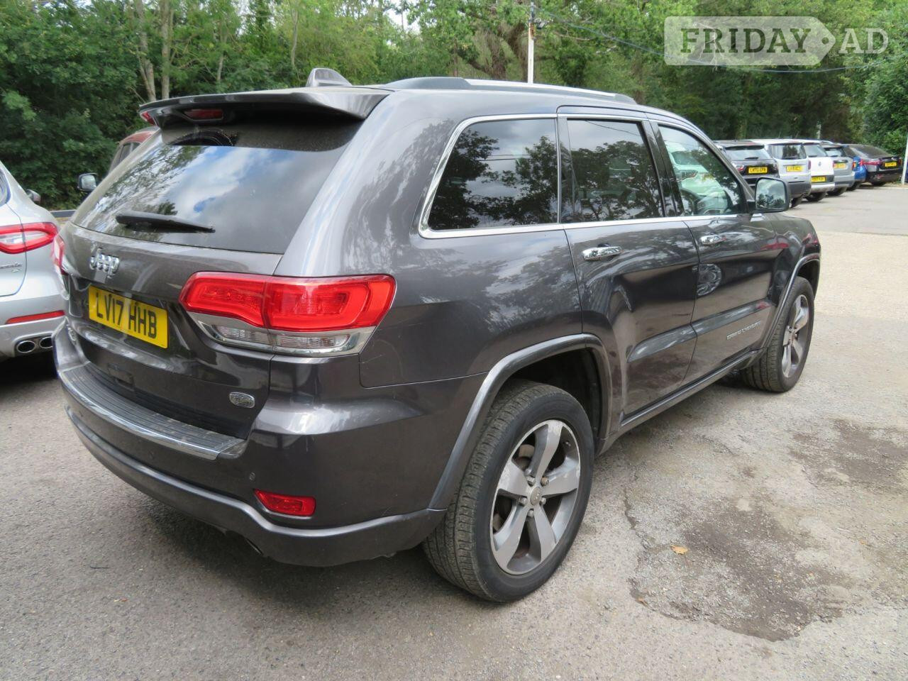 2017 Jeep GRAND CHEROKEE 3.0 V6 CRD Overland SUV 5dr Diesel Auto 4WD Euro 6 (247 bhp) PANORAMIC ELECTRIC TWIN SUNROOF - Cars in Horsham