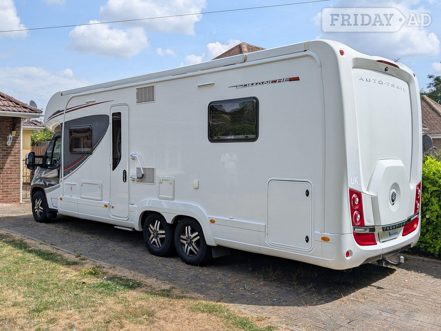 [6 berth ]Auto-Trail Frontier Comanche