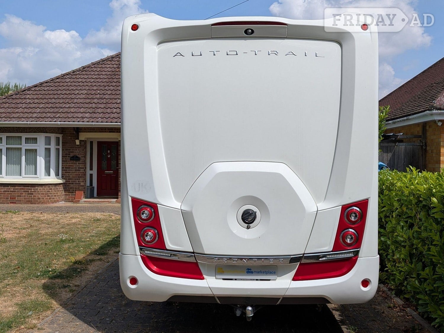 Auto-Trail Frontier Comanche 2017 for sale - Motorhomes & Caravans in Southampton