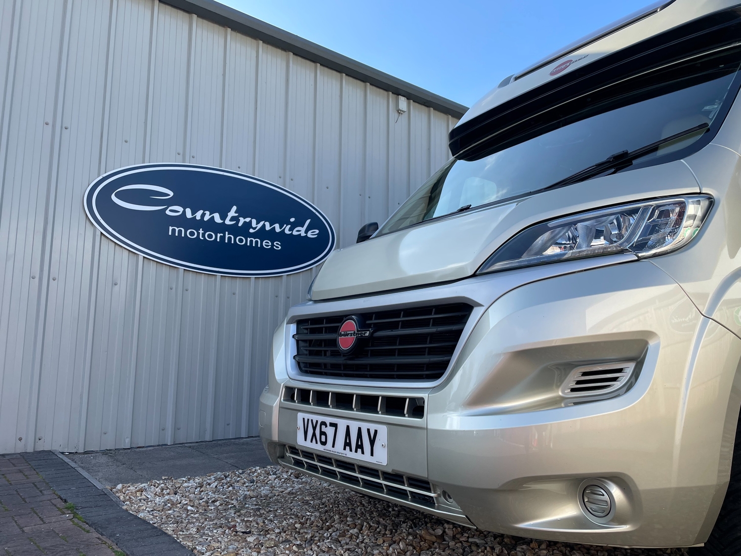 Burstner Ixeo 680 G 2017 - Motorhomes & Caravans