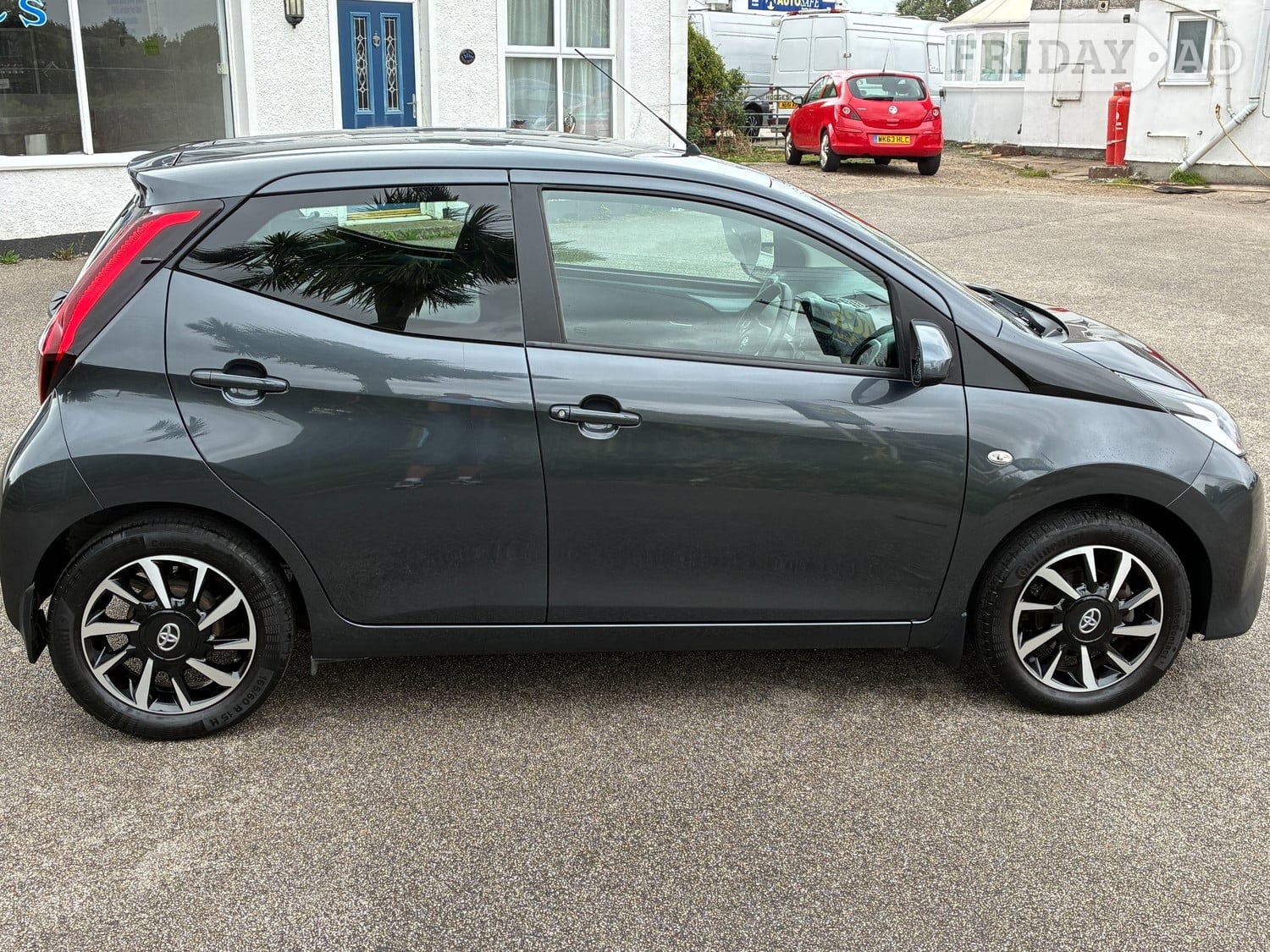 Toyota Aygo 2020 - Cars