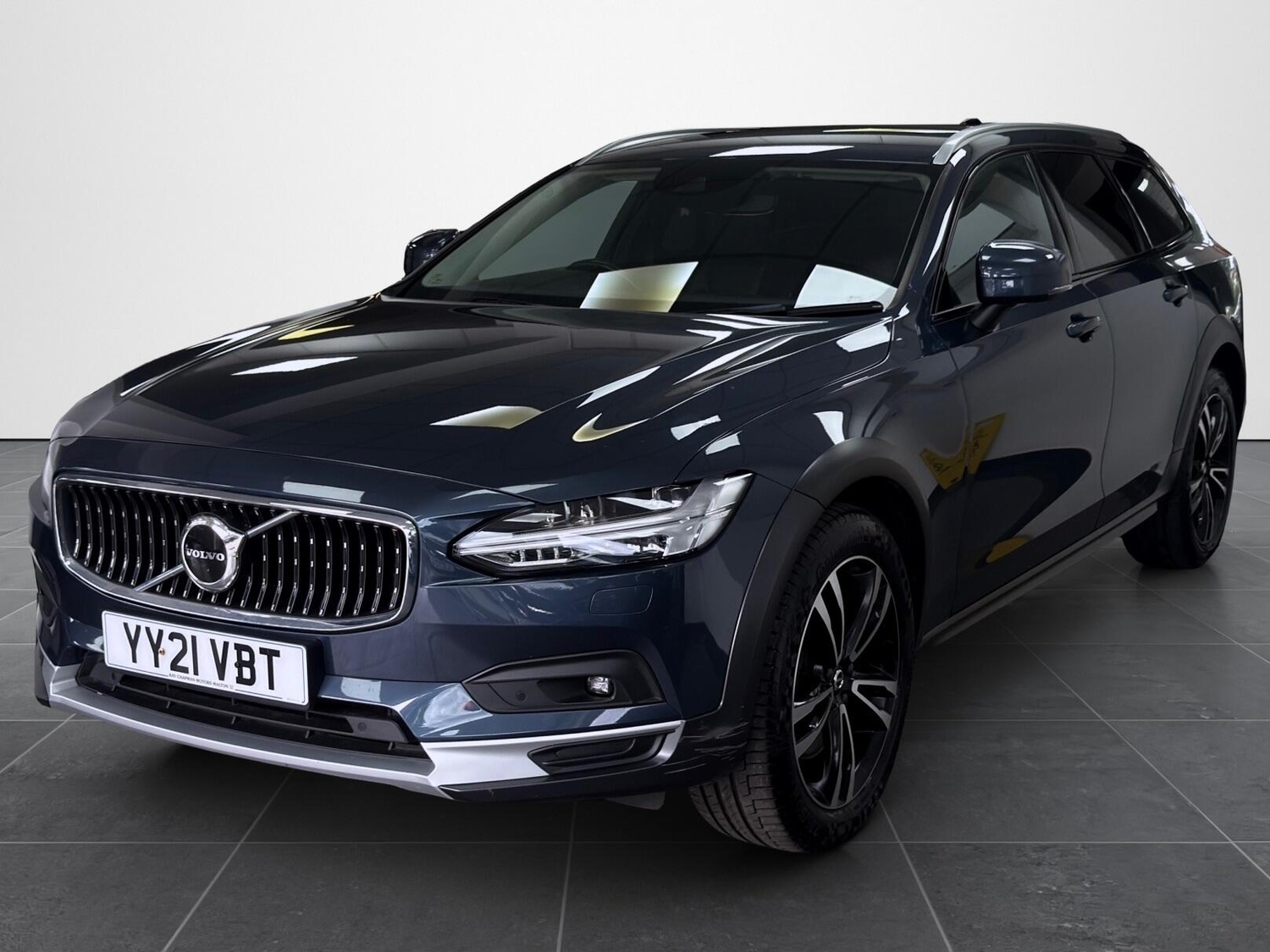 Volvo V90 2020 - Cars in Ealing