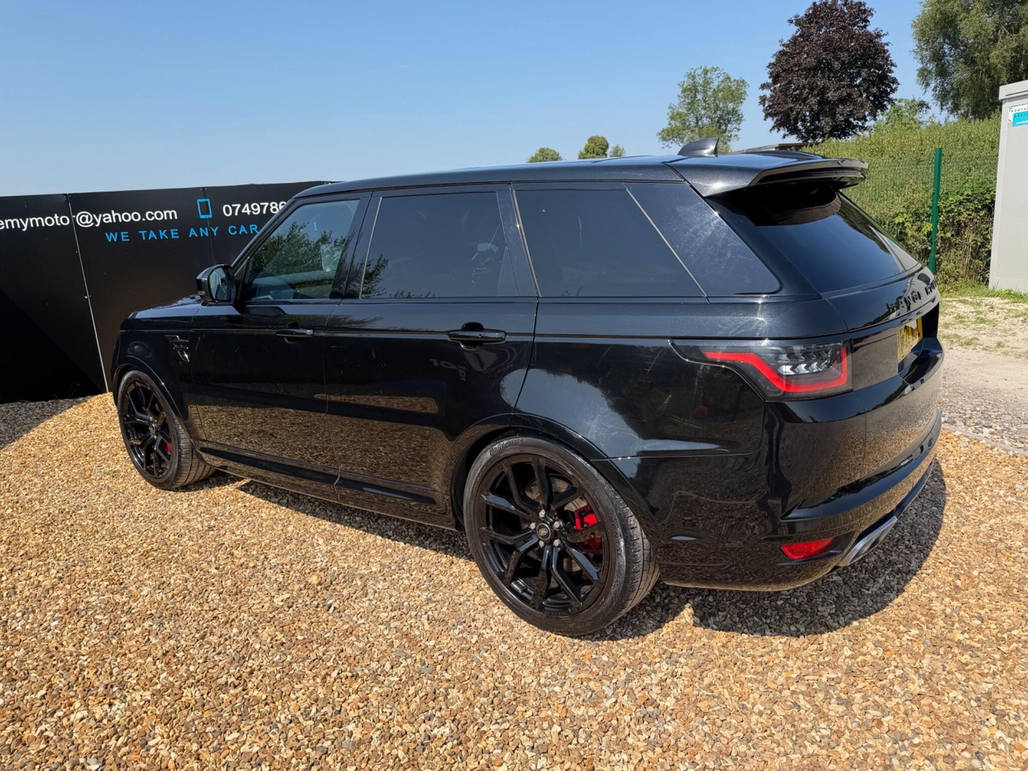 [ berth ]Land Rover Range Rover Sport