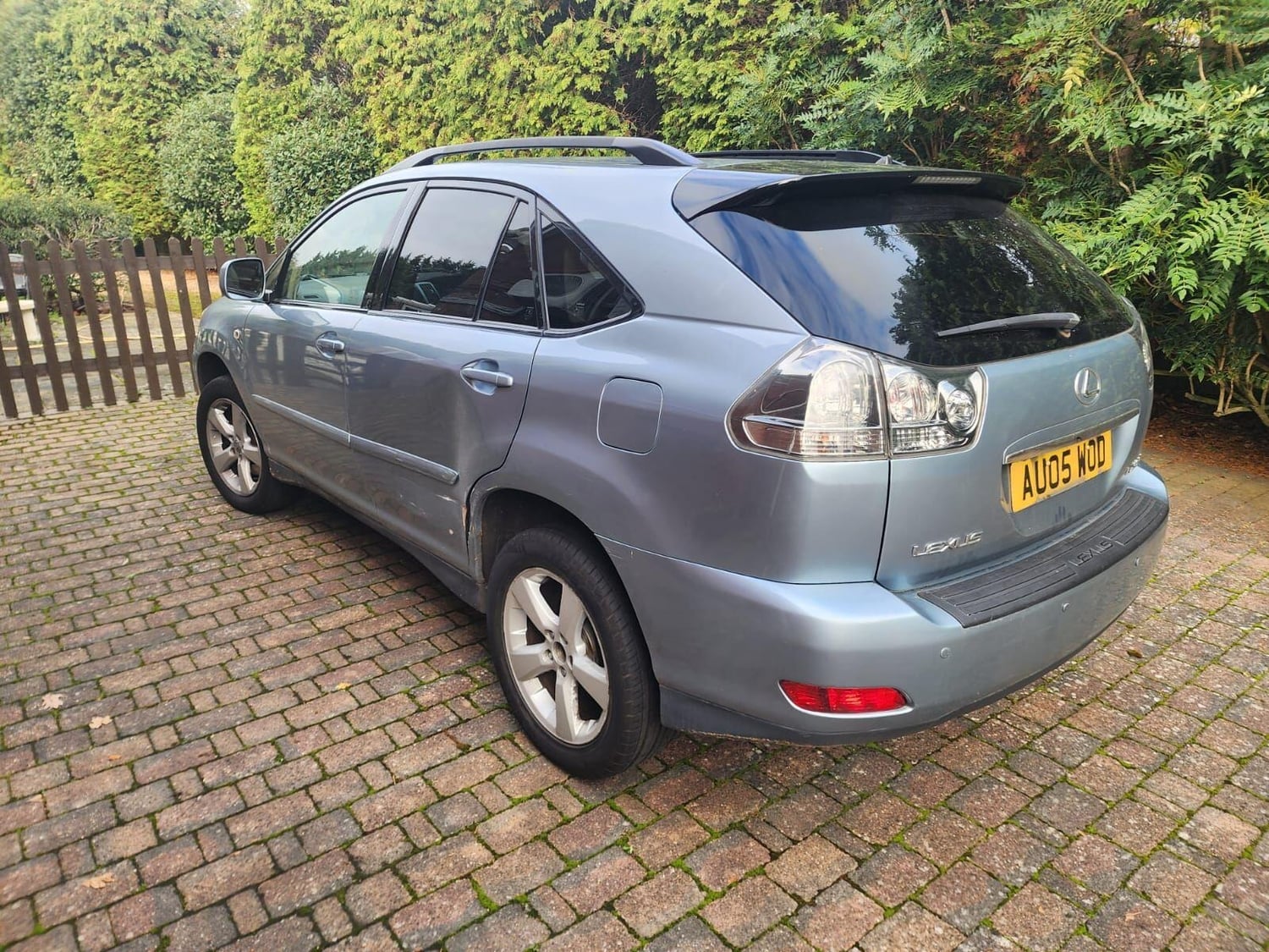 Lexus RX Wembley