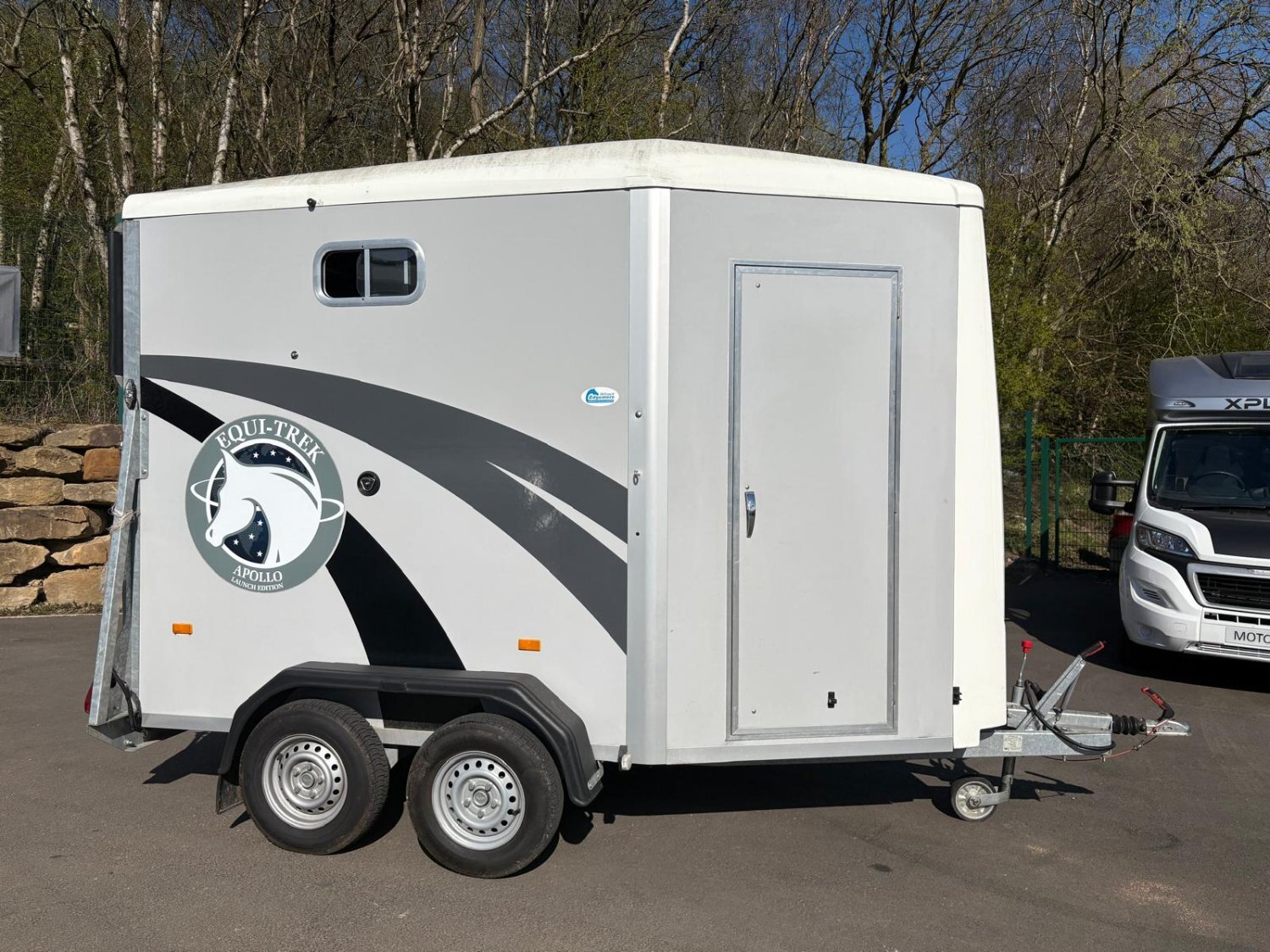[ berth ]Equi-Trek Apollo Launch Edition