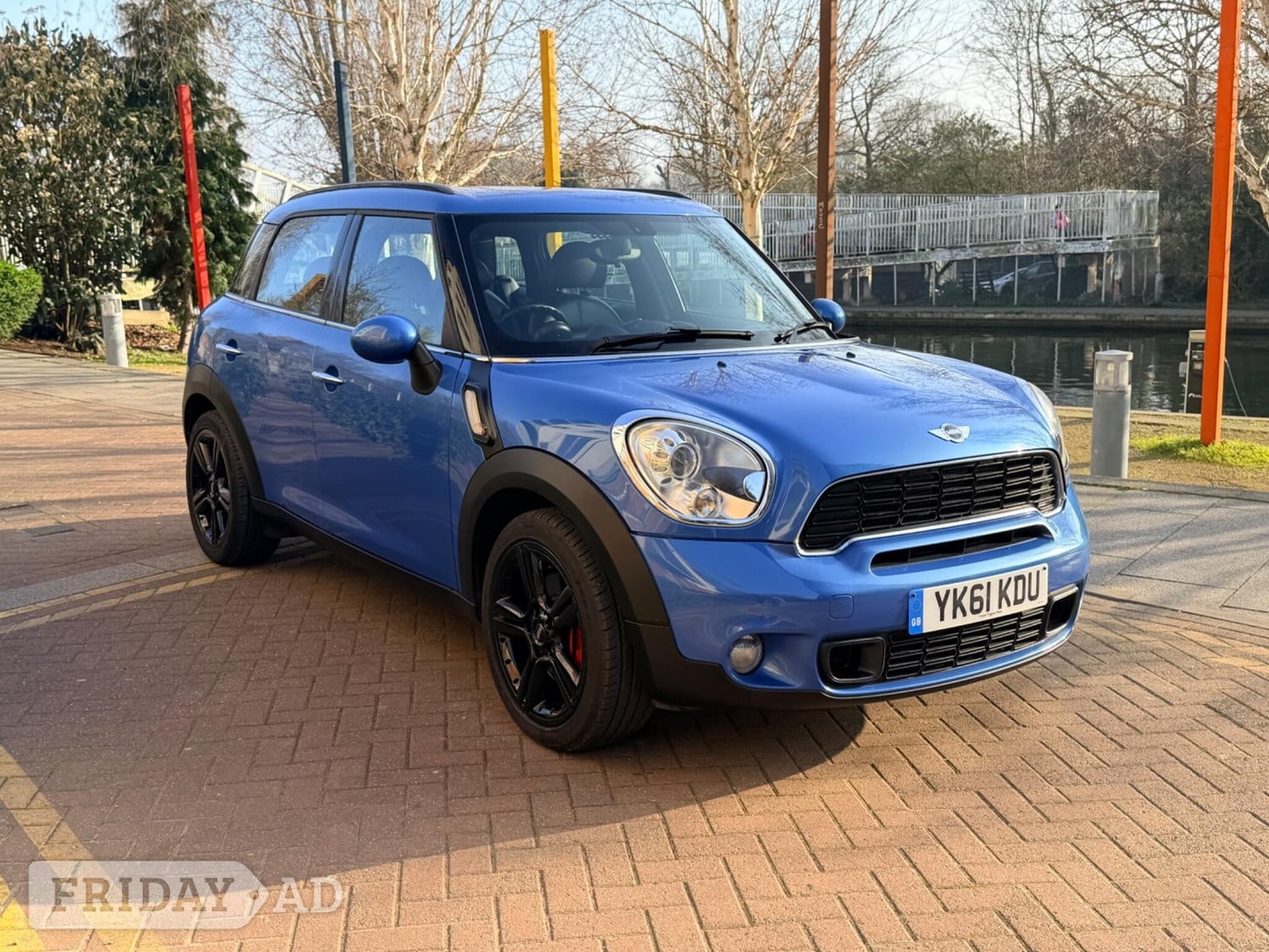 [ berth ]Mini Countryman