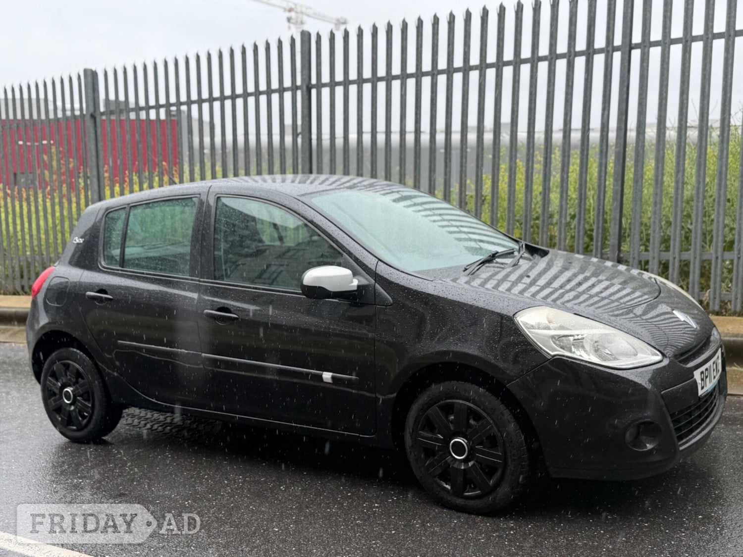 Renault Clio Willesden