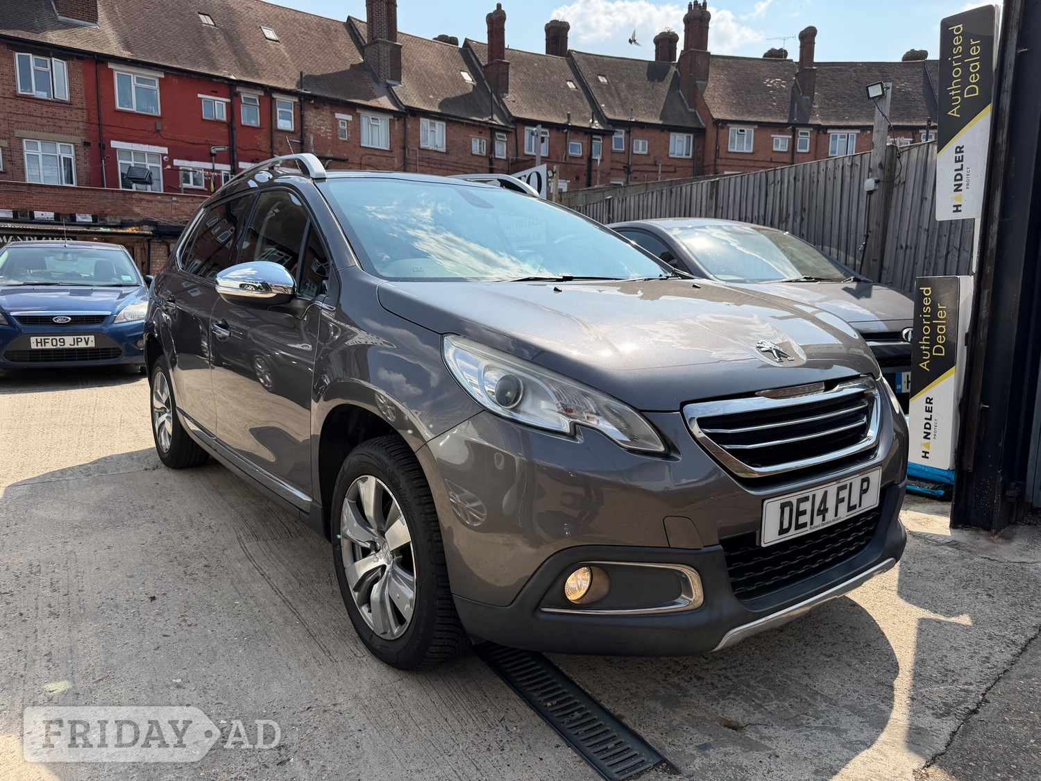 [ berth ]Peugeot 2008