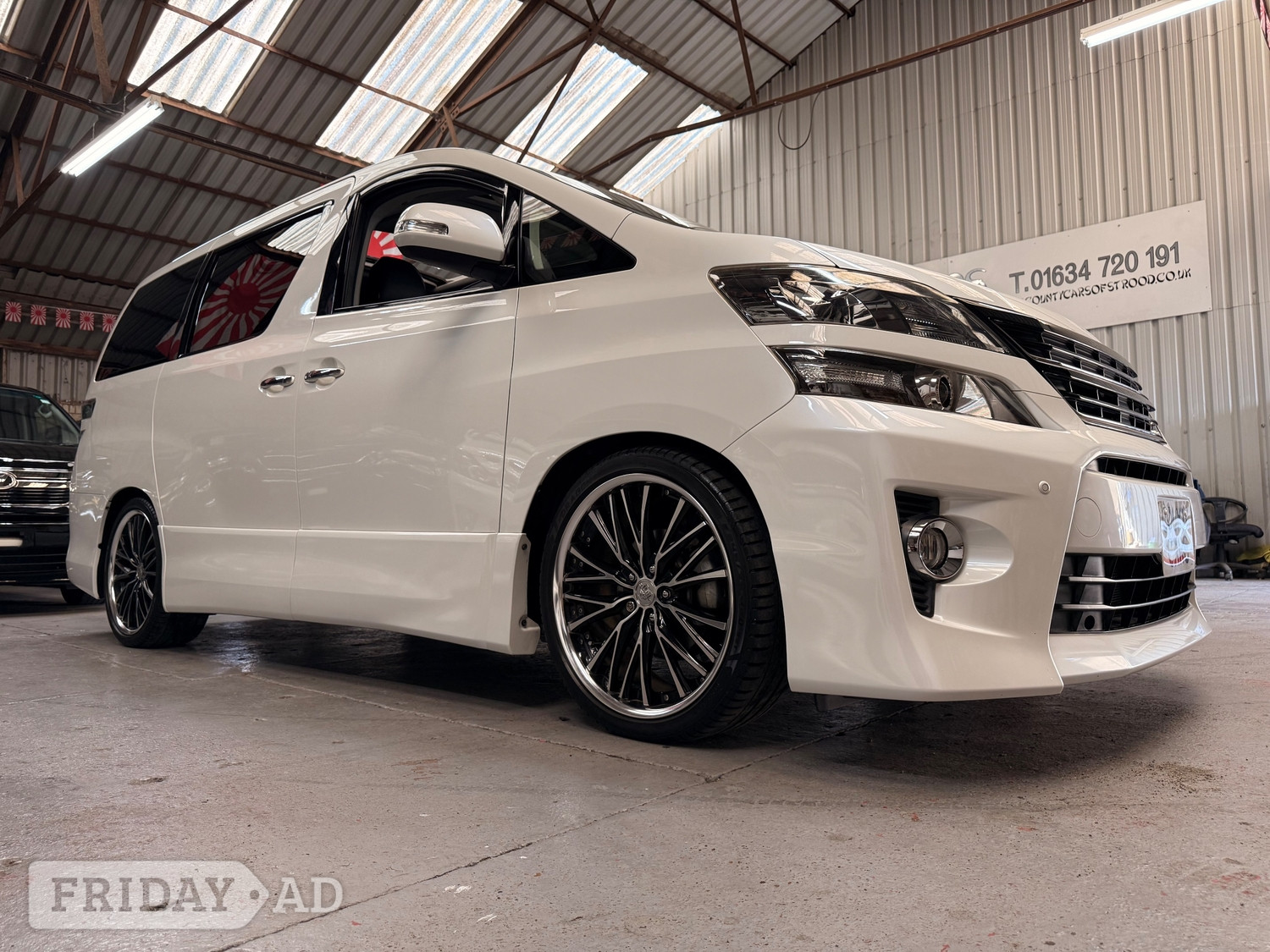 Toyota Vellfire 2014 in Rochester