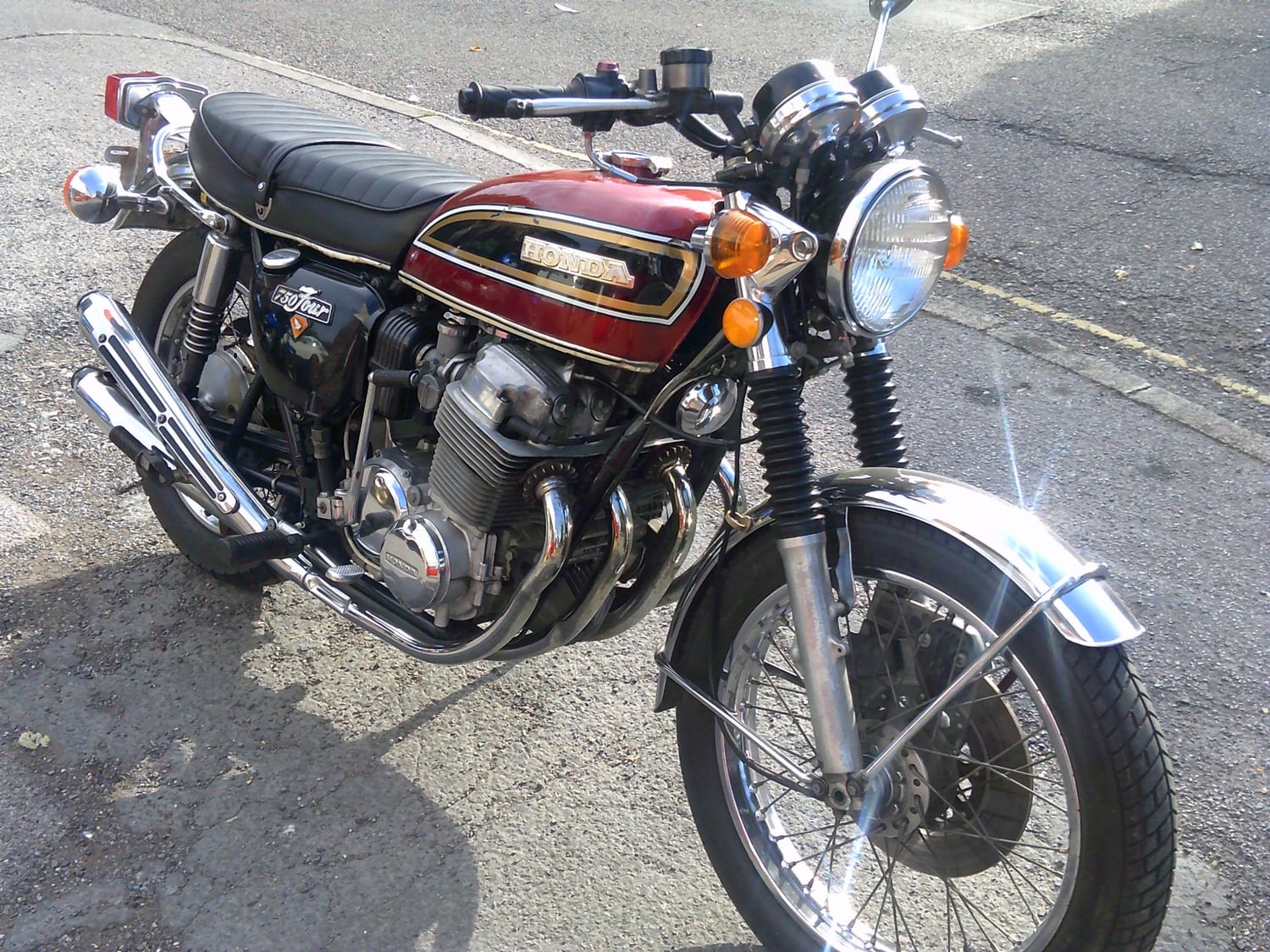 Honda CB 1976 - Motorbikes, Scooters & Quads