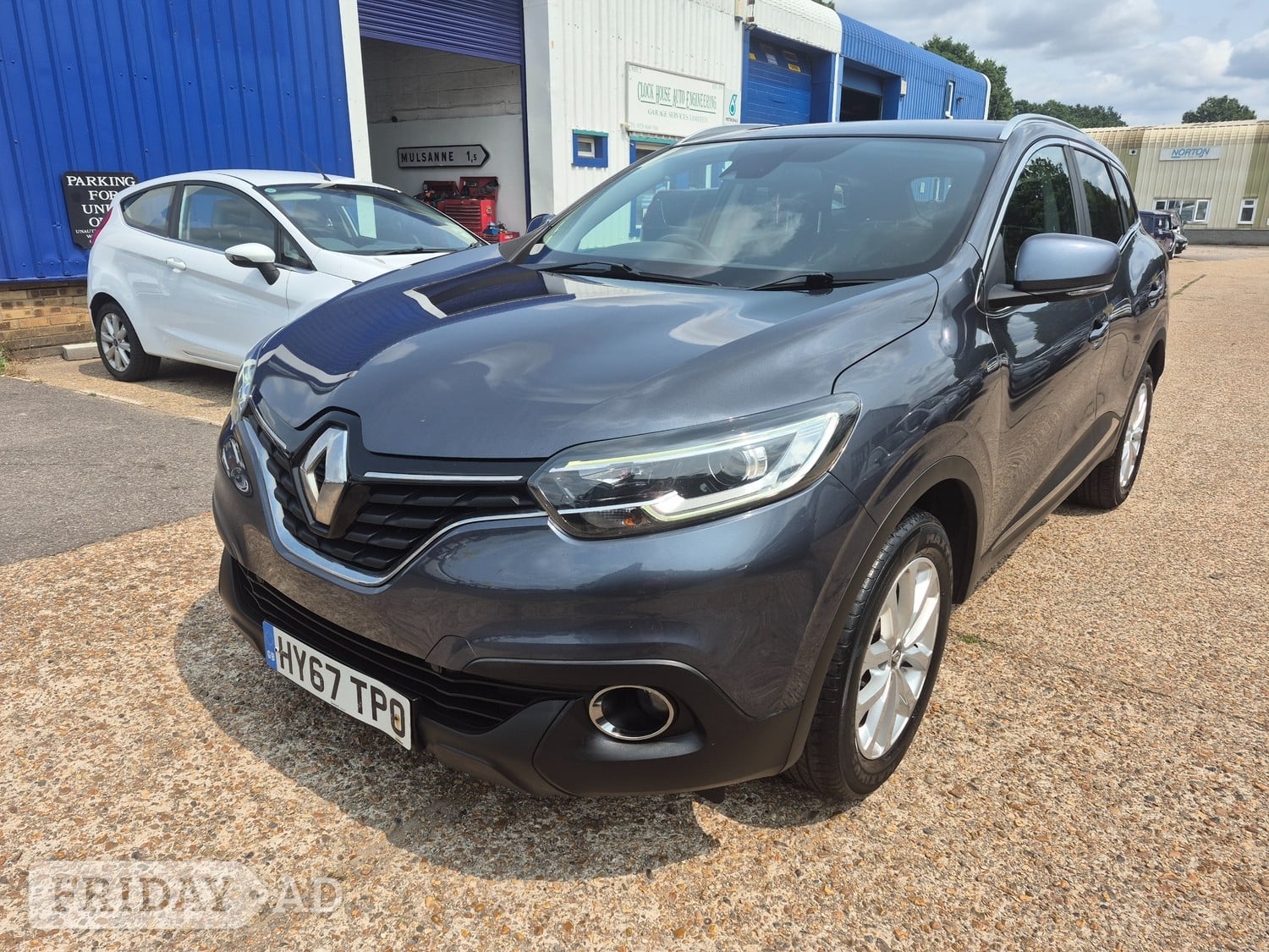 [ berth ]Renault Kadjar