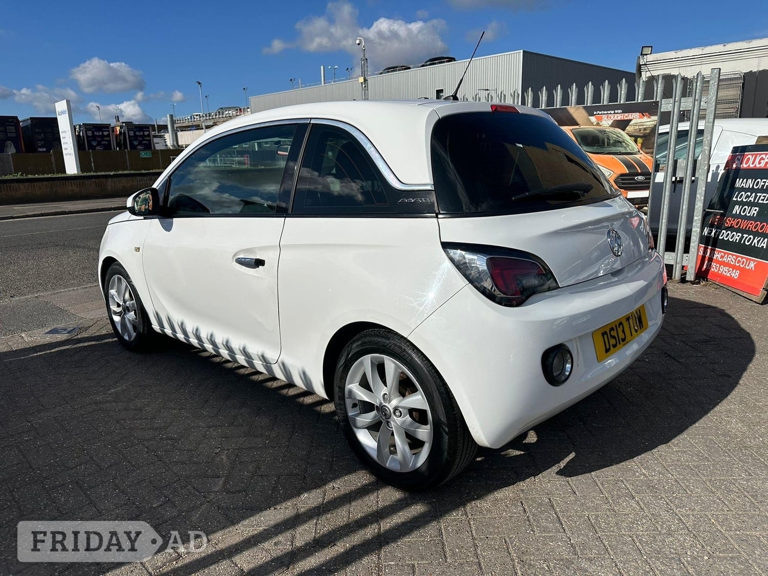[ berth ]Vauxhall Adam