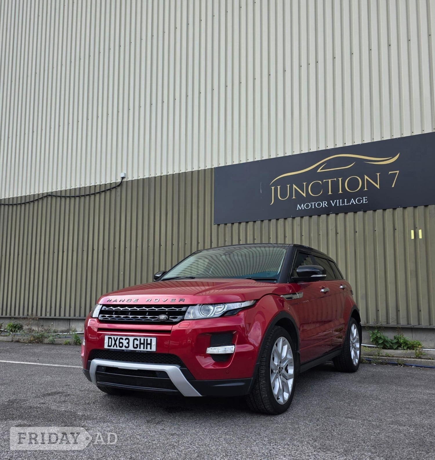 [ berth ]Land Rover Range Rover Evoque