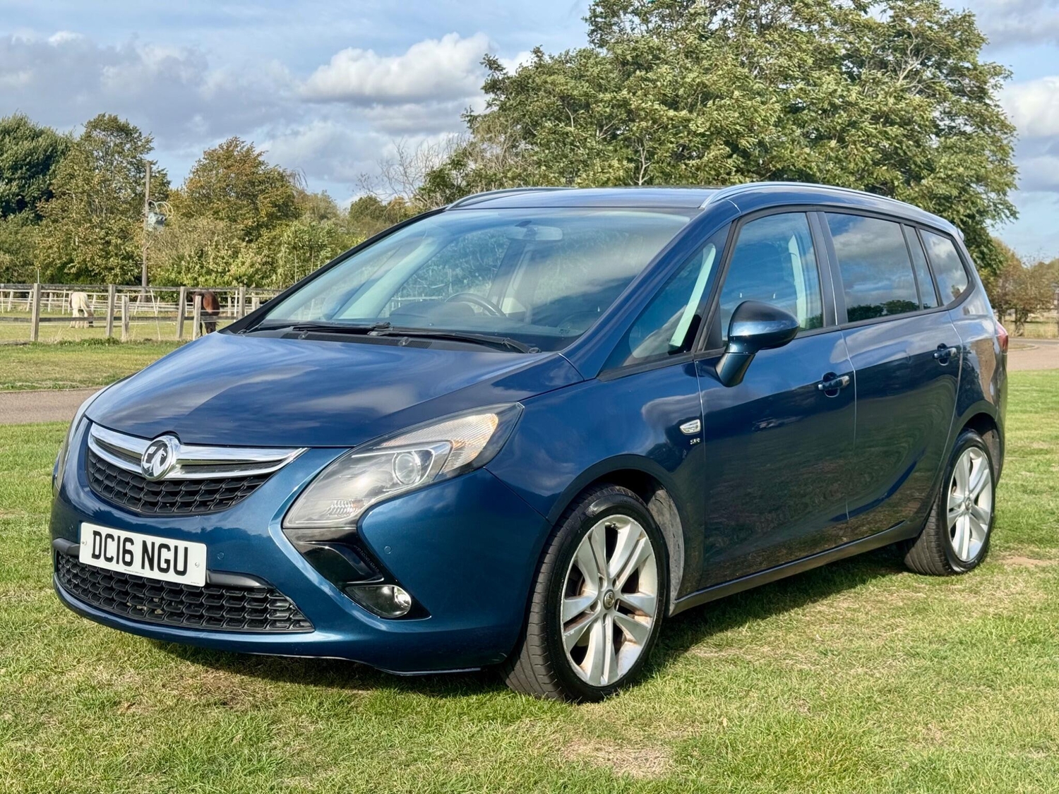 Vauxhall Zafira Tourer Bedford