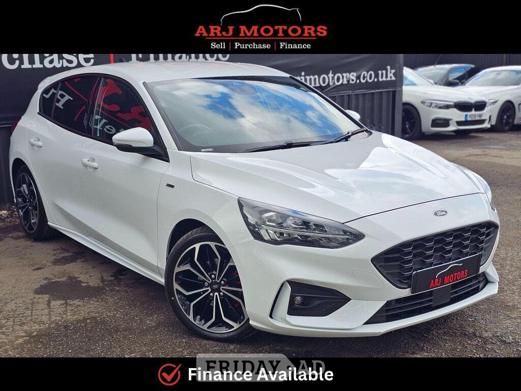 Ford Focus 2021 in Addlestone