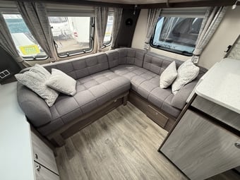 Coachman Lusso I 2022