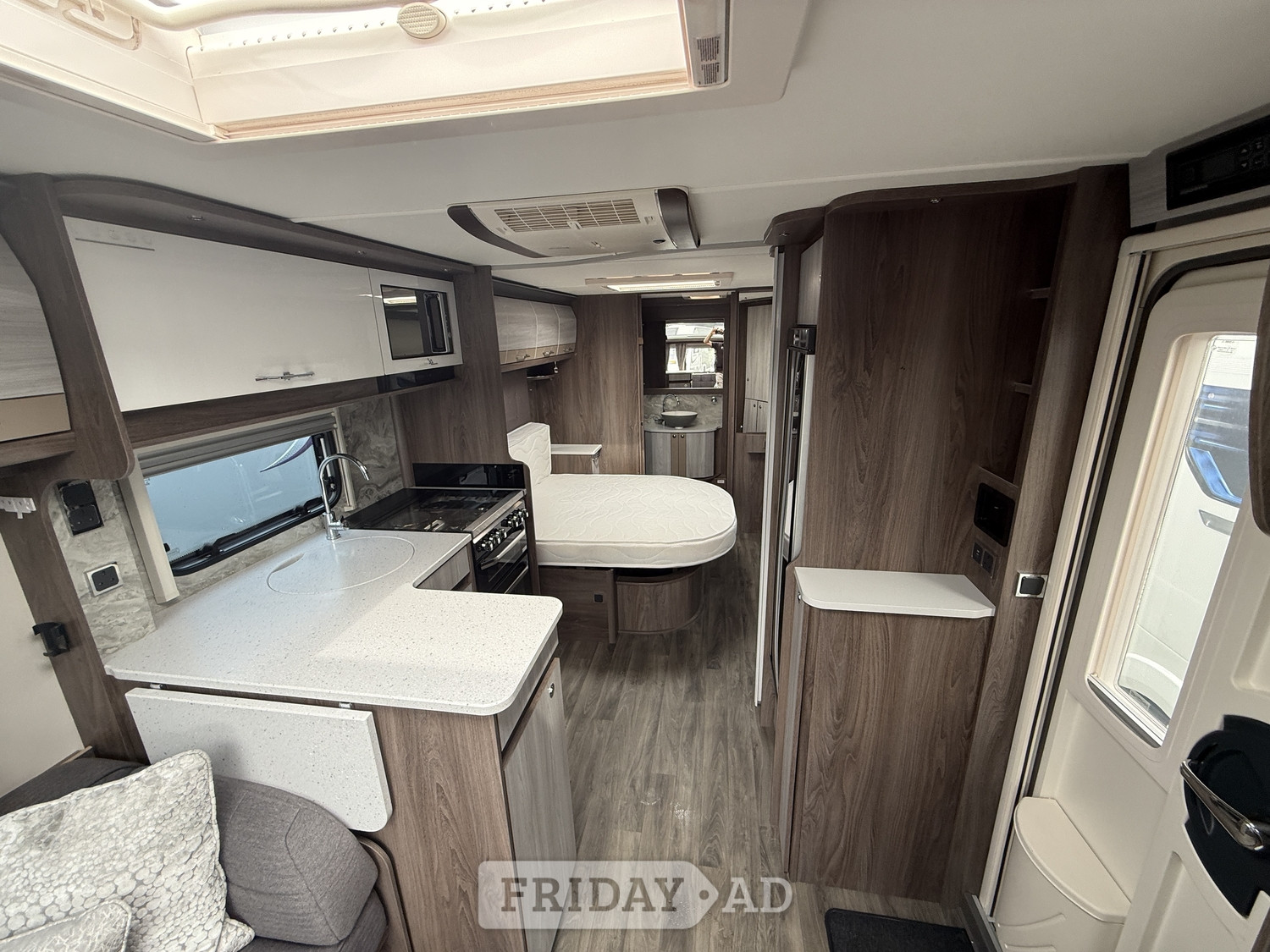 [4 berth ]Coachman Lusso I