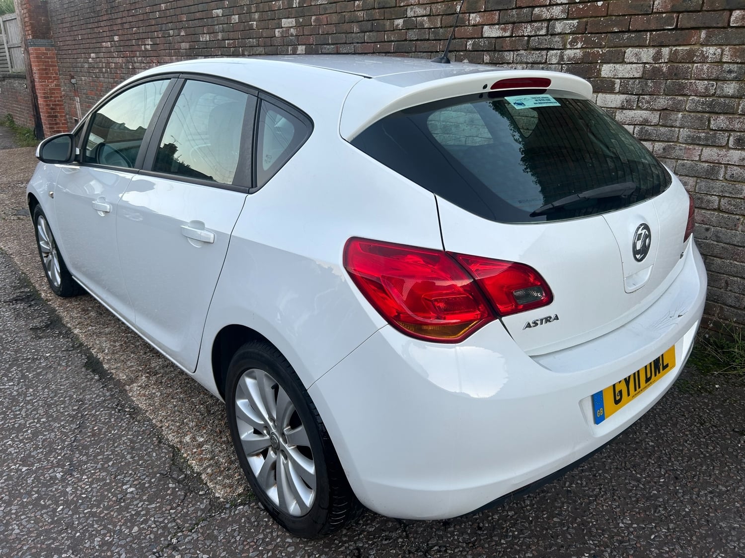 Vauxhall Astra 2011 - Cars in Eastbourne