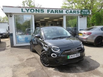 2023 FIAT 500E 42kWh La Prima Hatchback 3dr Electric Automatic (118 ps) HEATED SEATS + PANORMAIC ROOF
