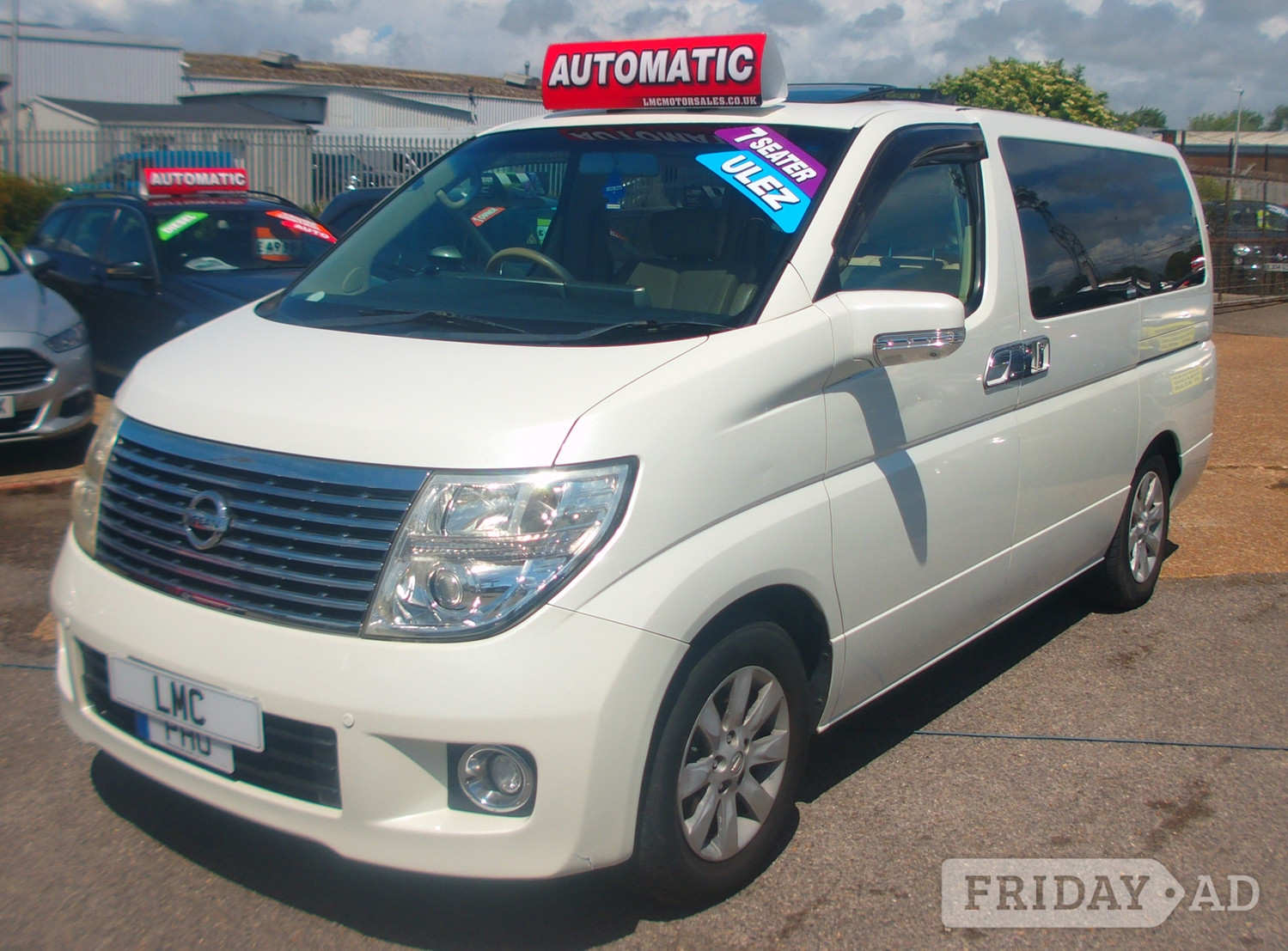 [ berth ]Nissan Elgrand